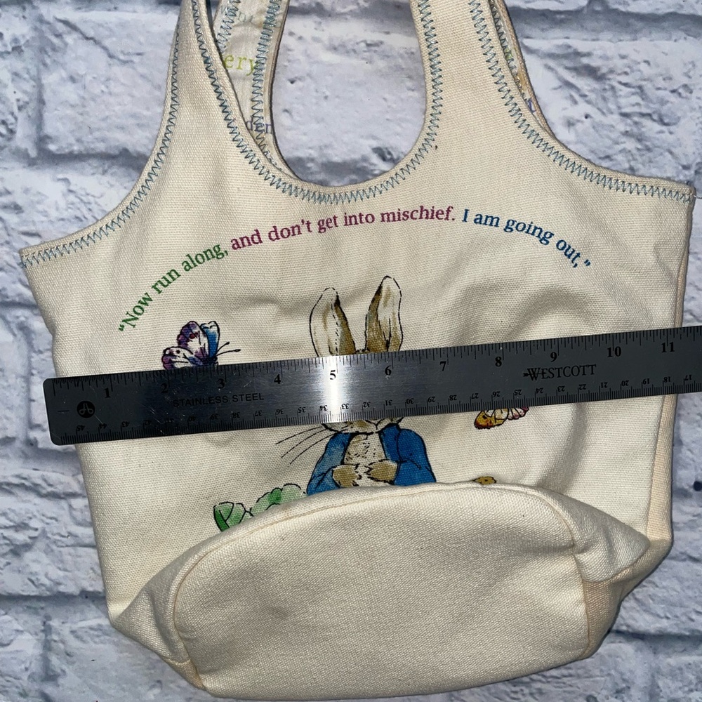 Peter Rabbit Canvas Tote Bag - Picture 5 of 6
